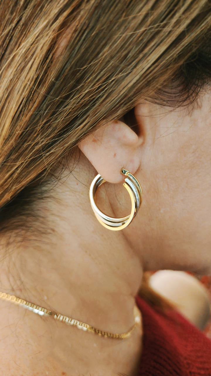 18 Ct. gold earring اقراط ذهب 18 قيراط