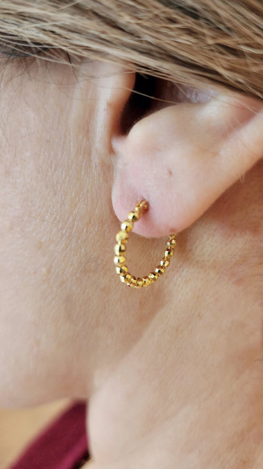 18 ct. Gold Earring Hoops اقراط ذهب 18 قيراط